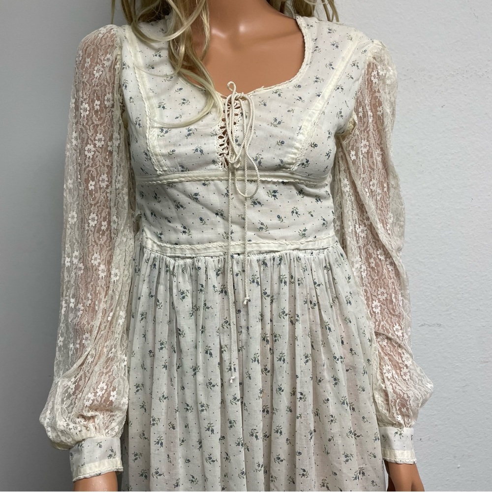 Vintage 1970’s Gunne Sax Midi Dress (missing original tag) Size XS